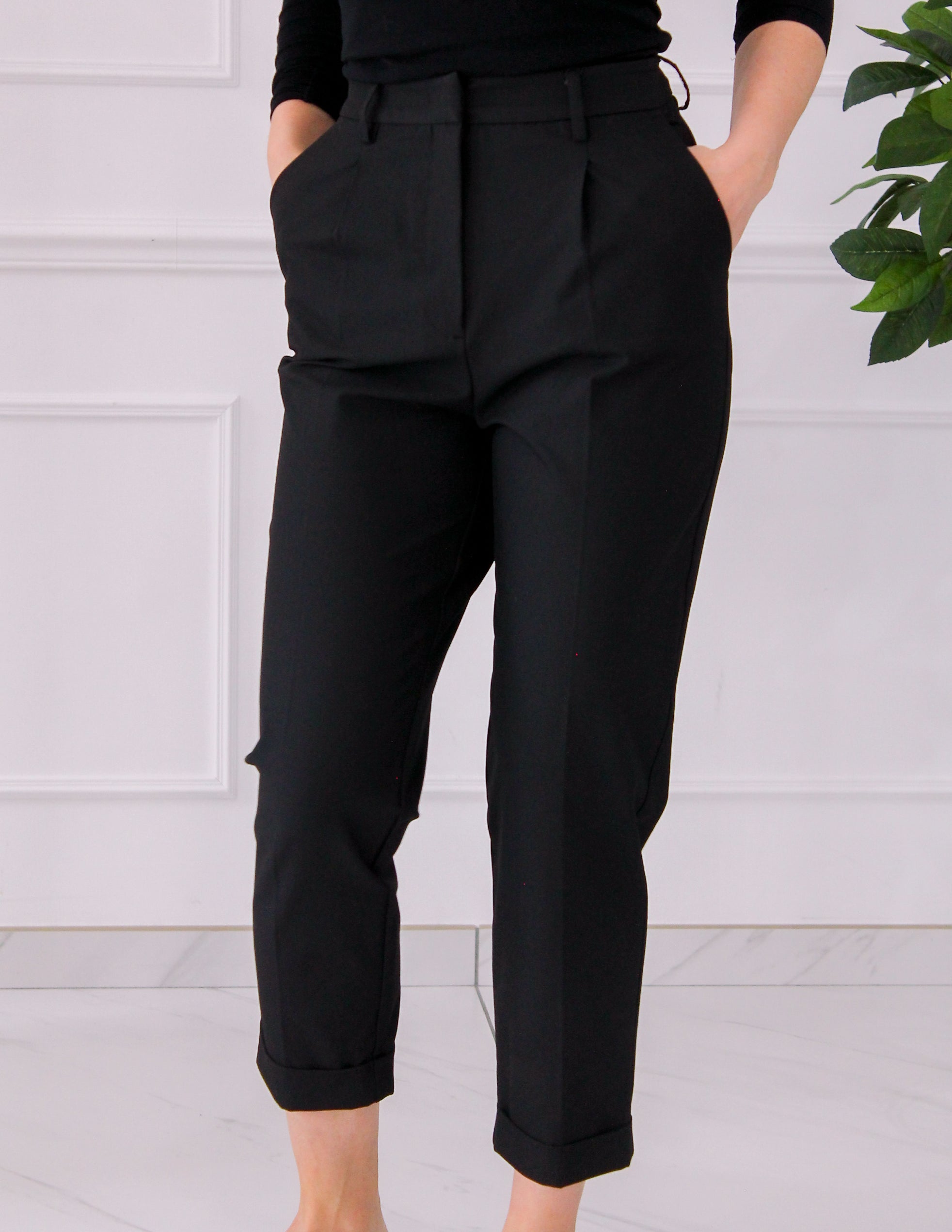 Pantalon noir droit