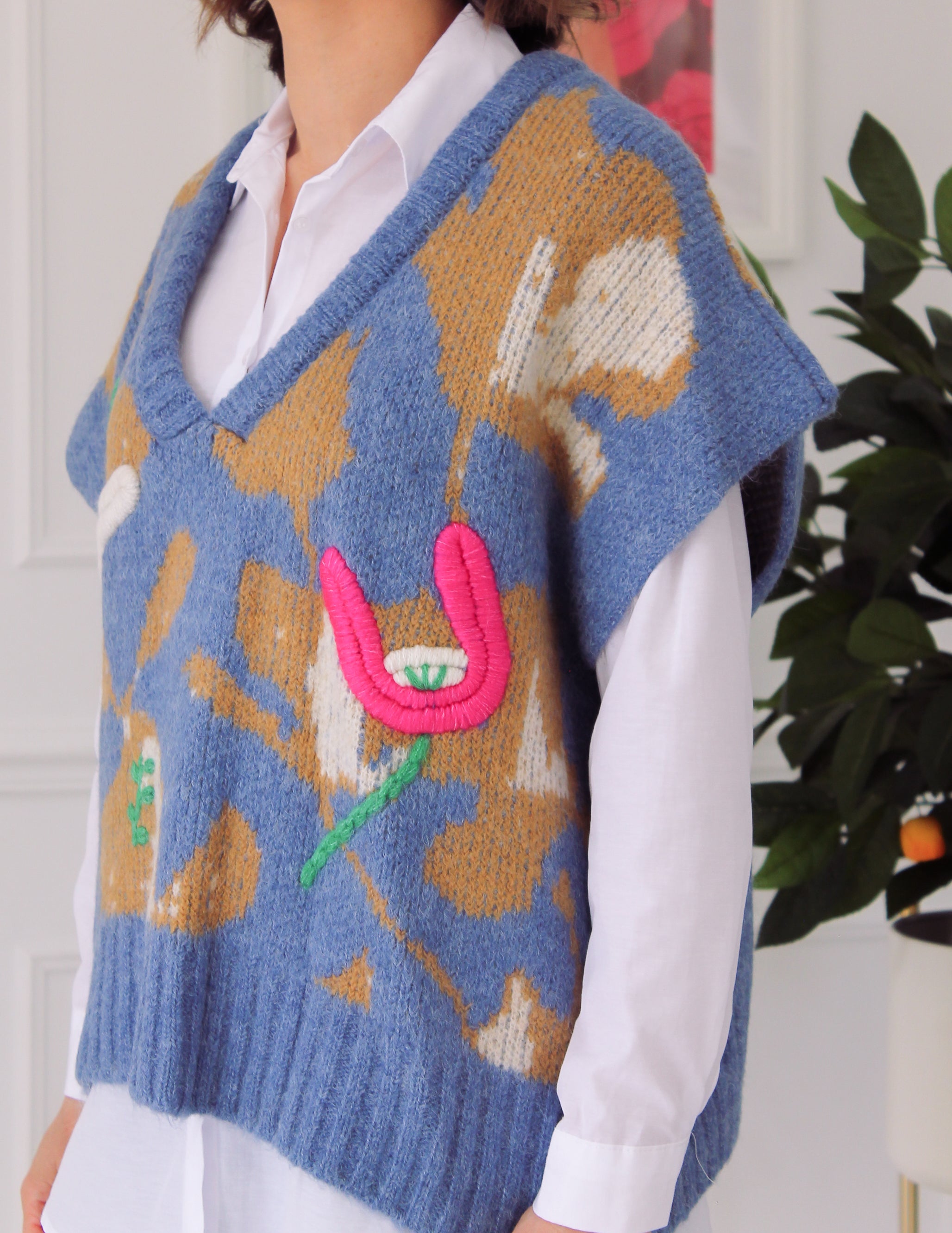 Pull avec motif et chemise intégrée