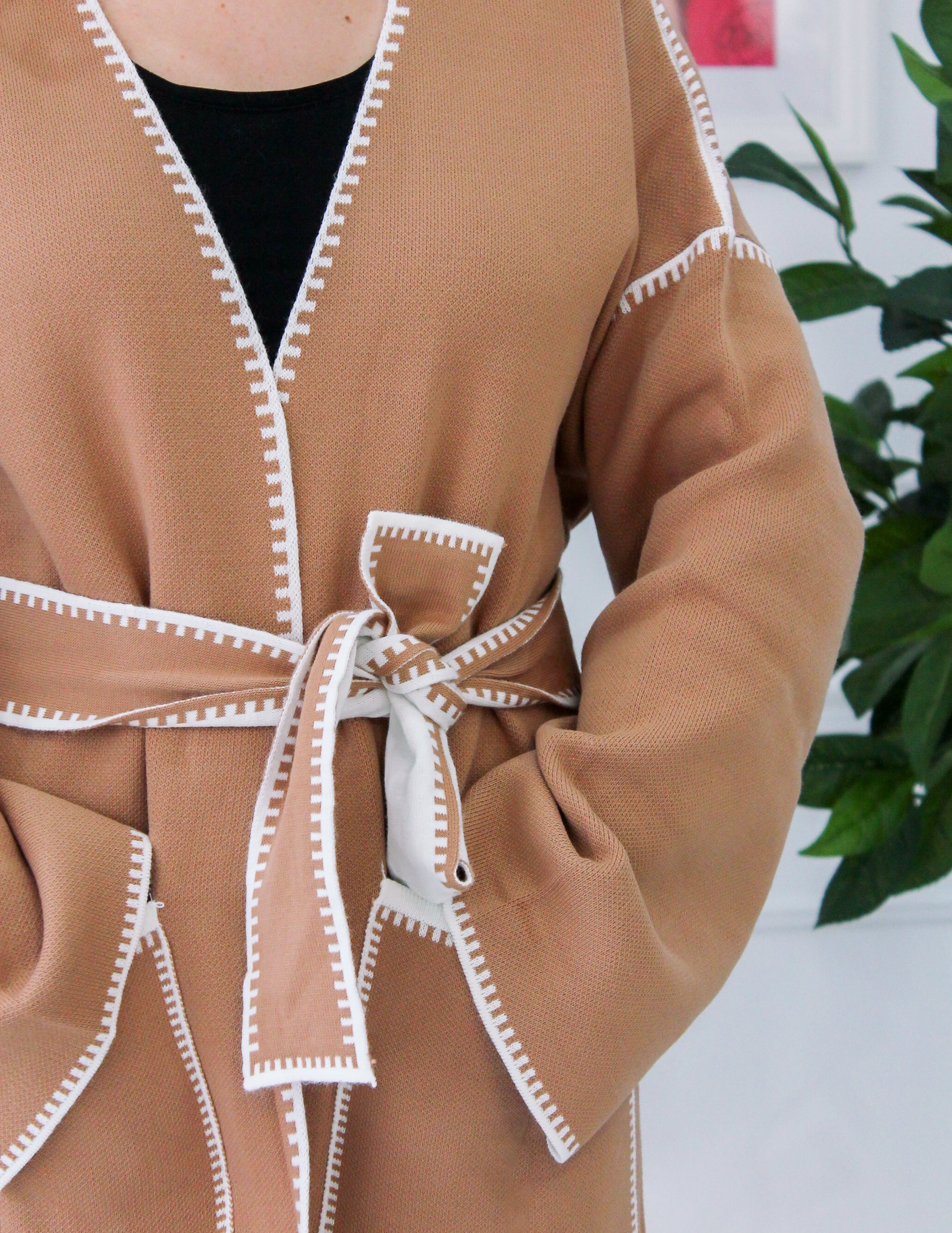 Topstitched patterned vest