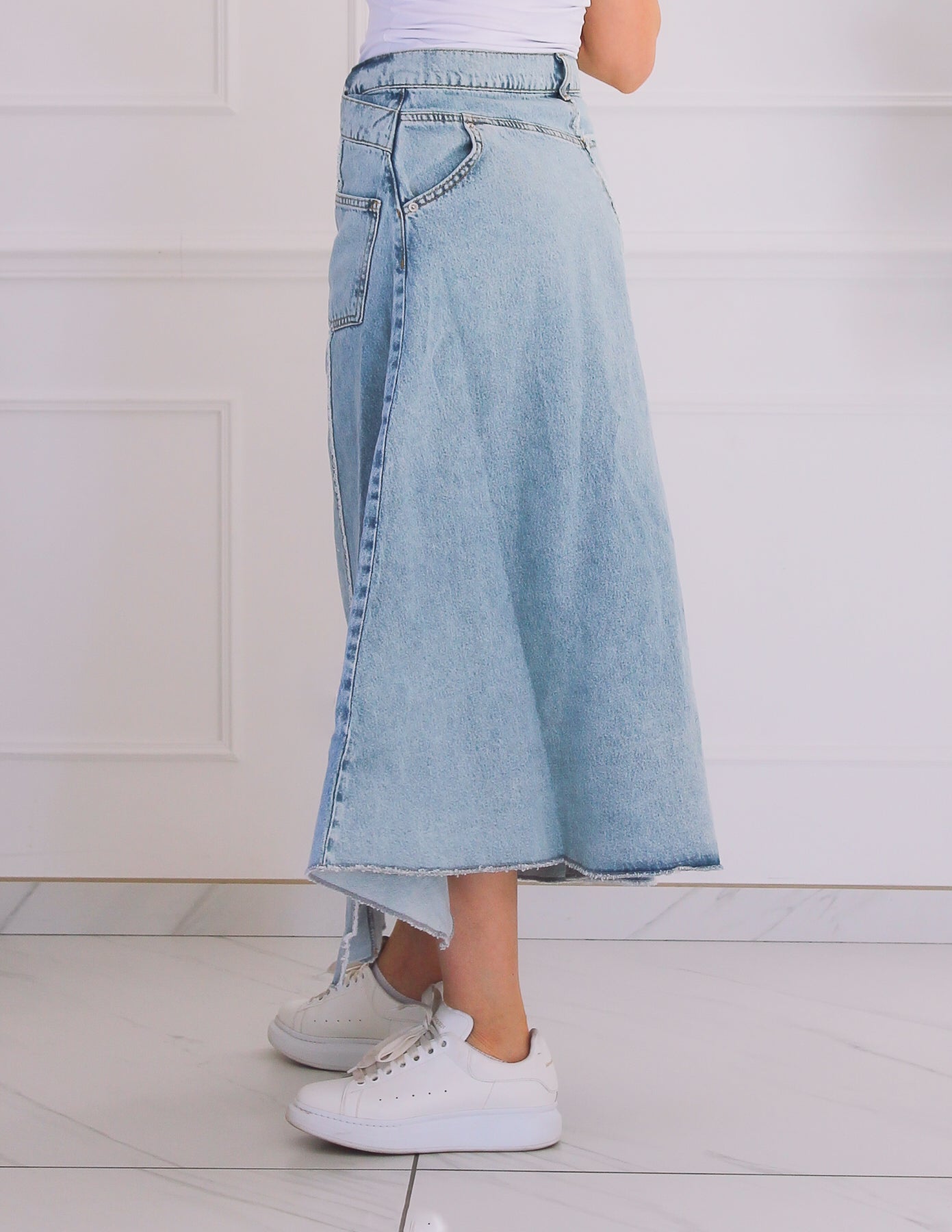 Jupe longue en jean asymétrique