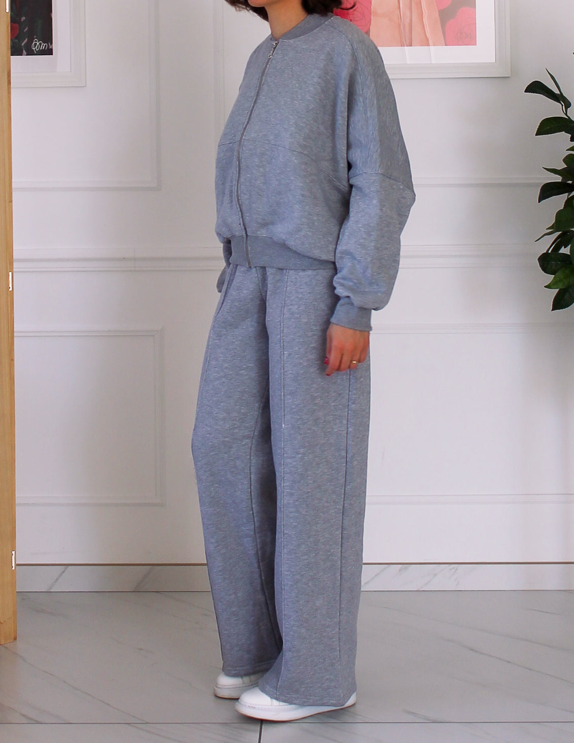 L'ensemble jogging gris