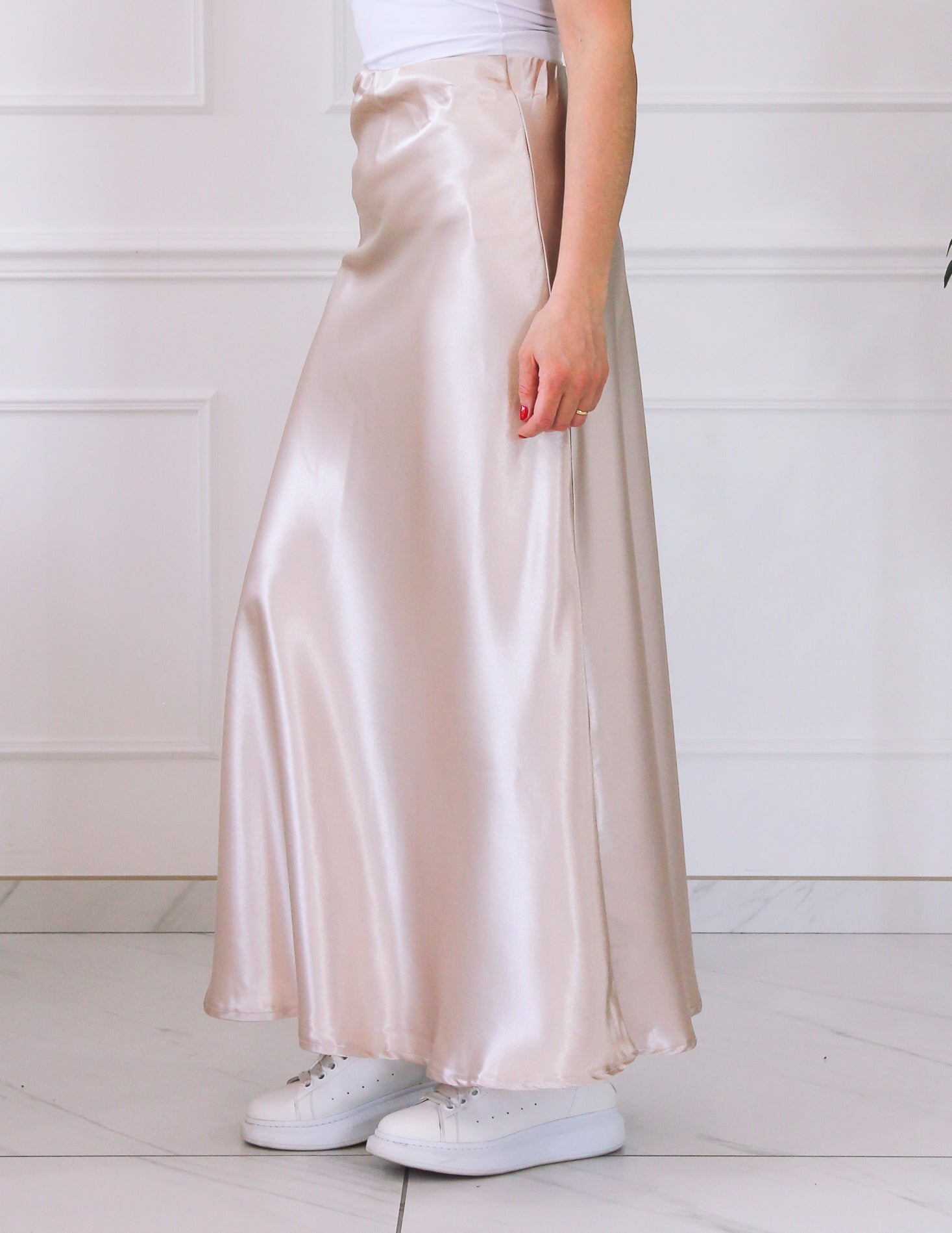 Jupe longue en satin