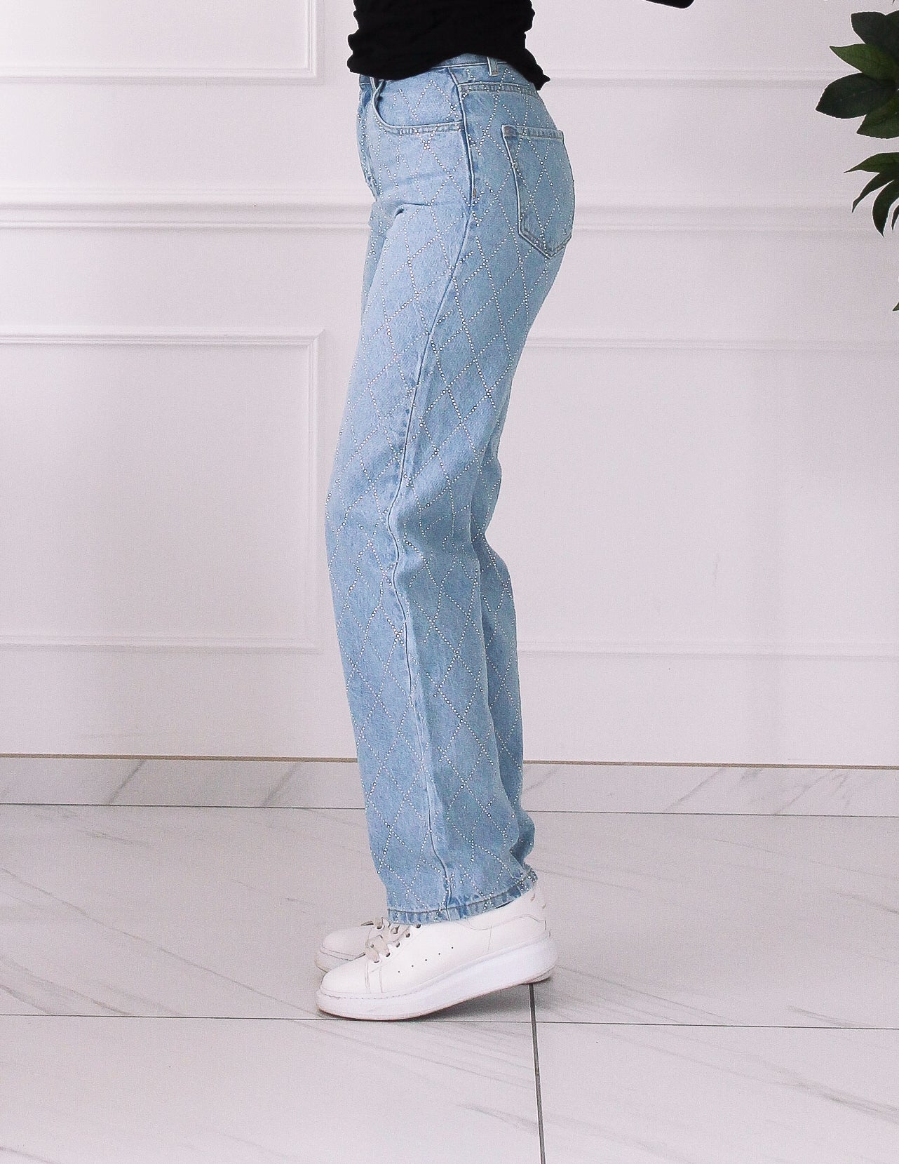 Jean bleu orné de strass