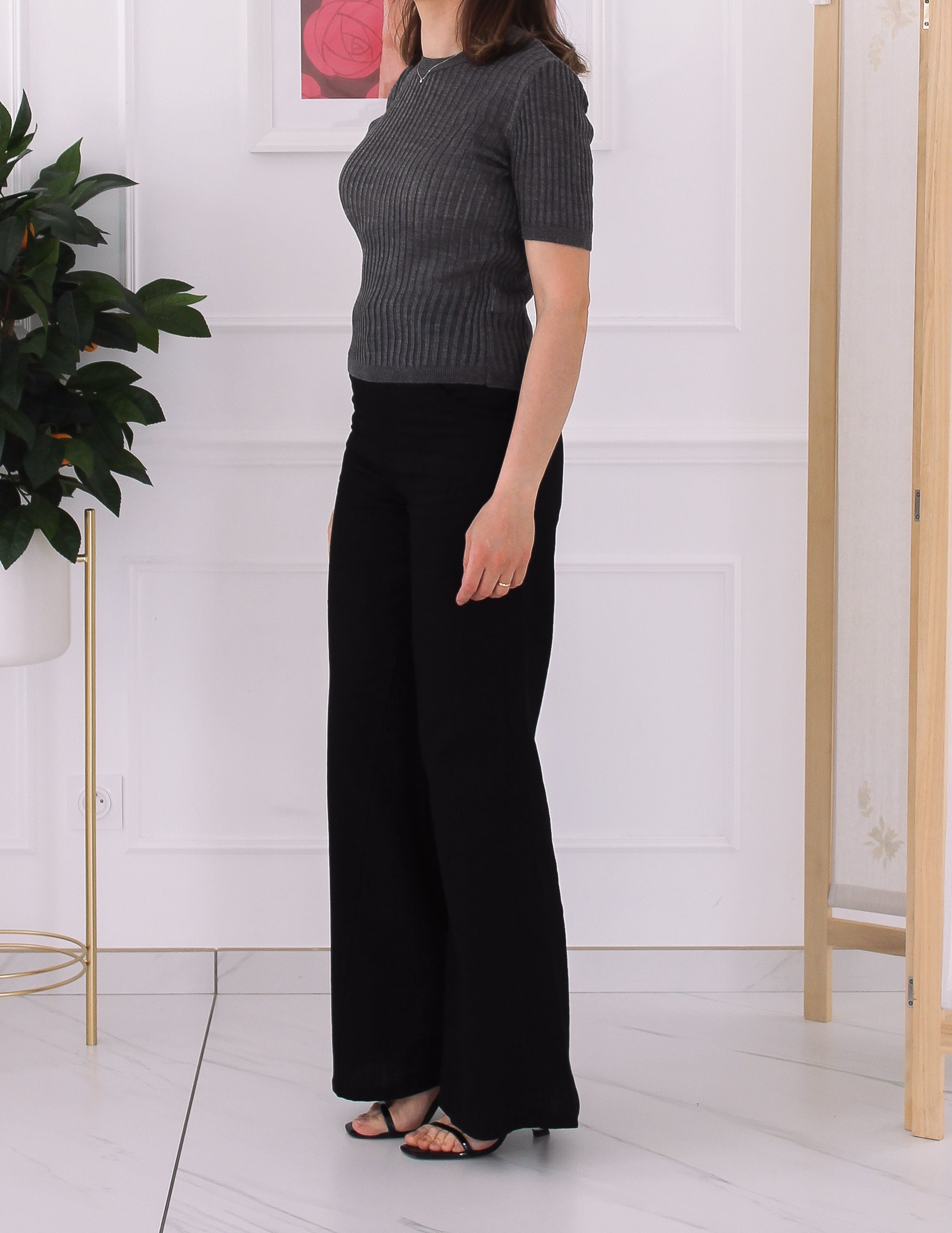 Haut légèrement transparent