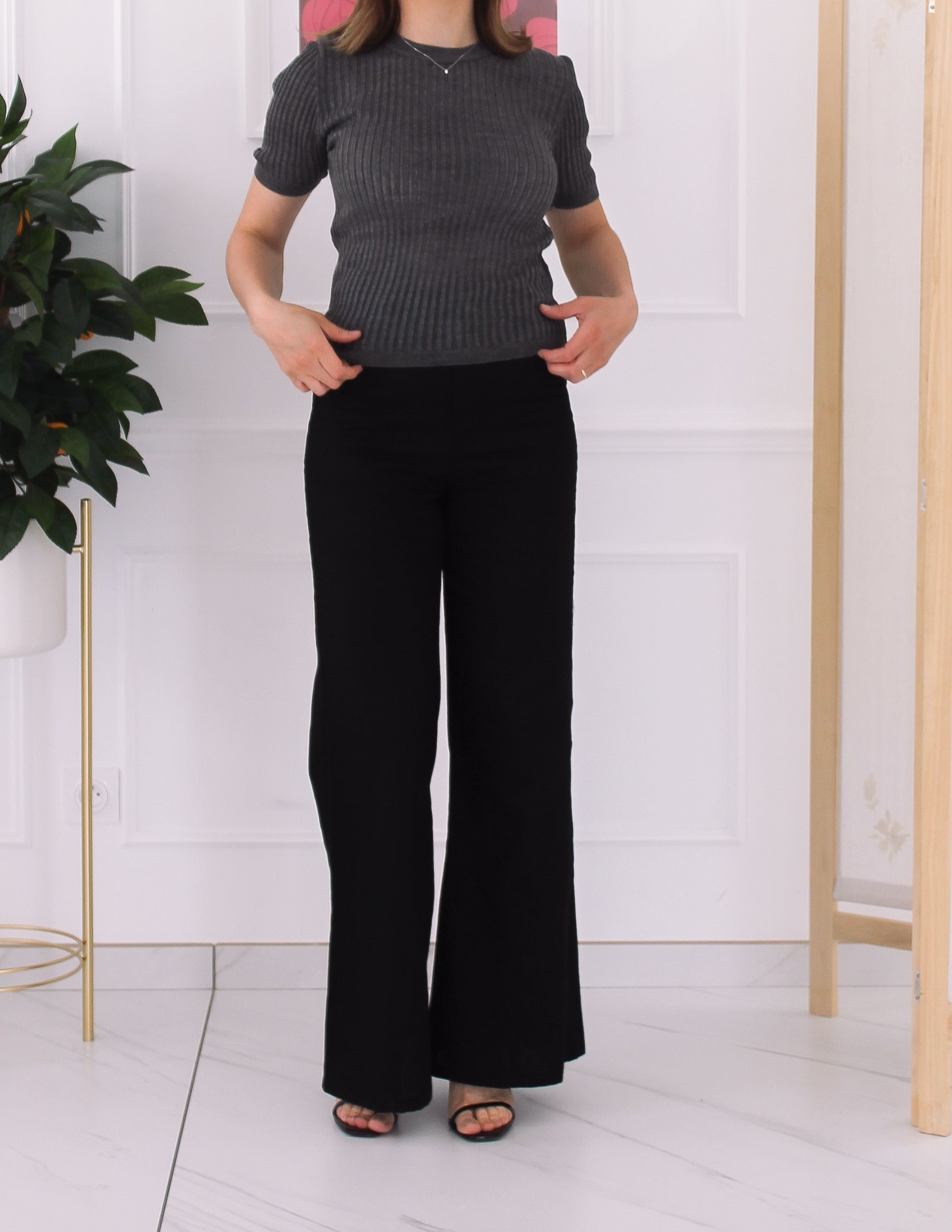 Haut légèrement transparent