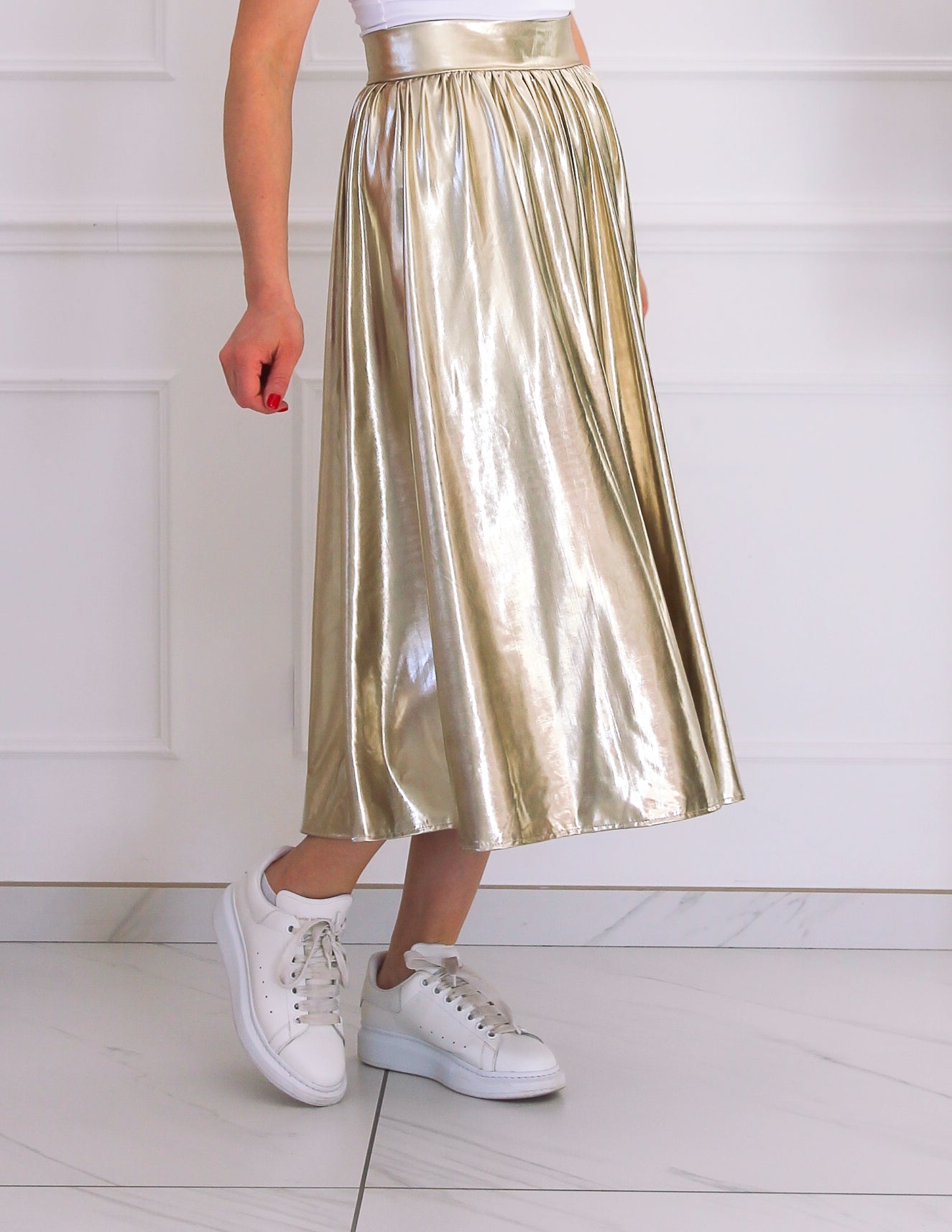 Long golden skirt