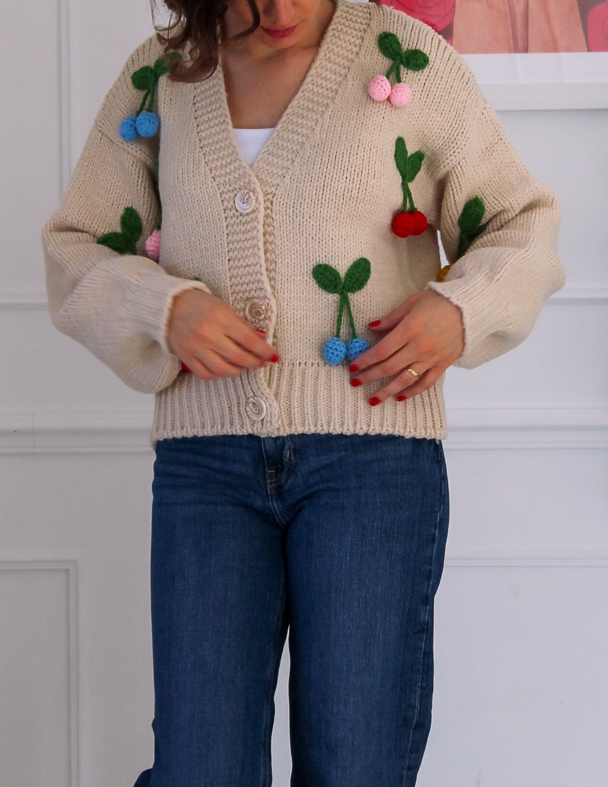 Beige vest with embossed cherries