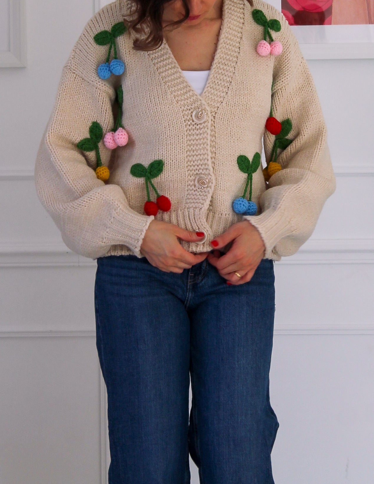 Beige vest with embossed cherries