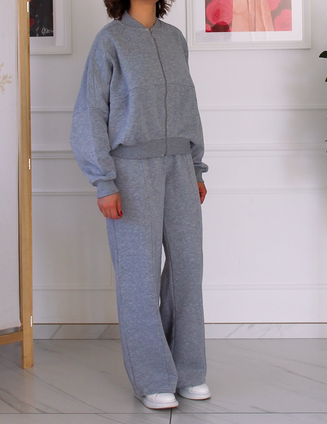 Gray jogging set