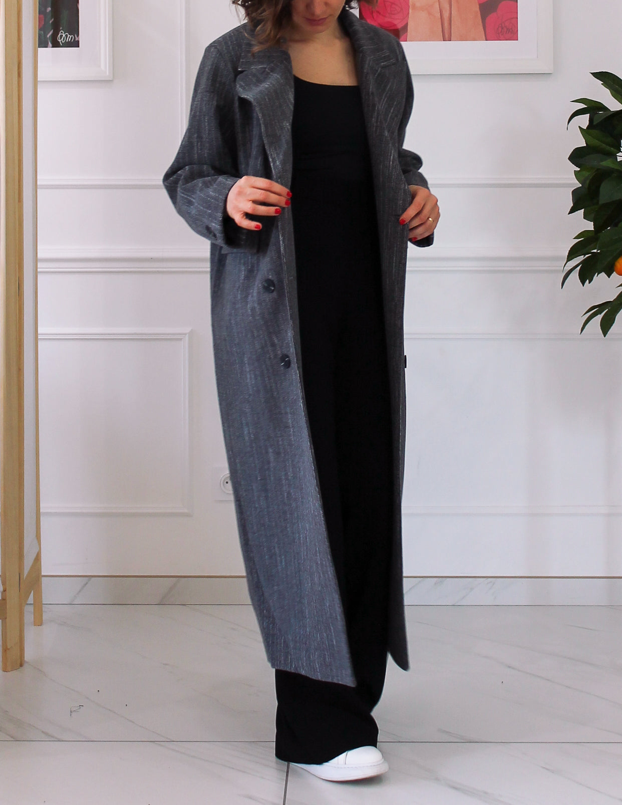 Long gray coat with white stripes