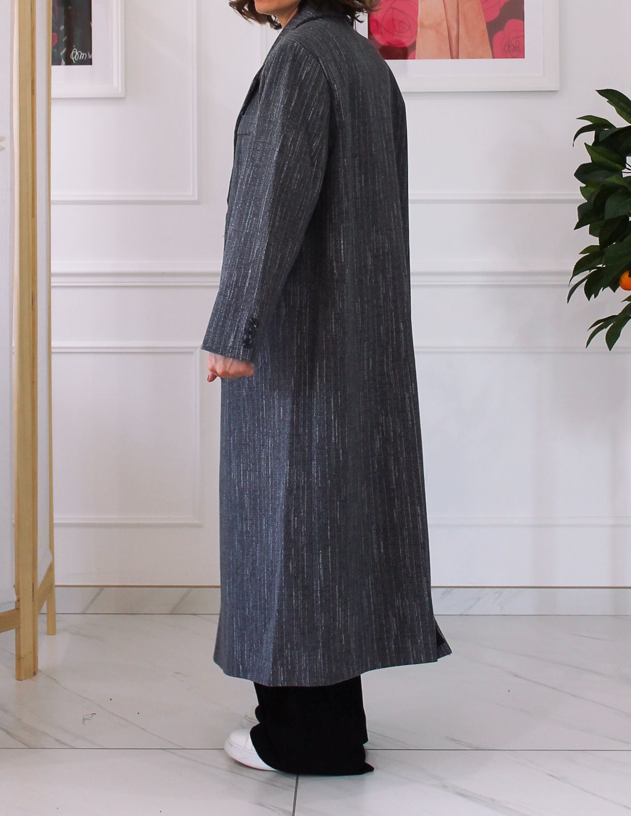 Long gray coat with white stripes